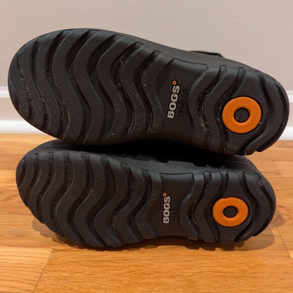 BOGS Women's Neo-Classic Mid Boot - Picture 2 of 6